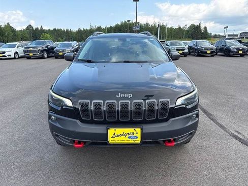 Used 2020 Jeep Cherokee Trailhawk w/ Cold Weather Group AWD/4WD image 6