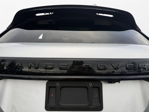 Used 2020 Land Rover Range Rover Velar S image 17