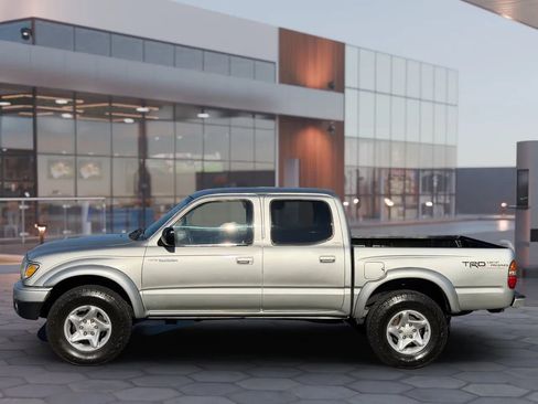 Used 2001 Toyota Tacoma 4WD 4D image 5