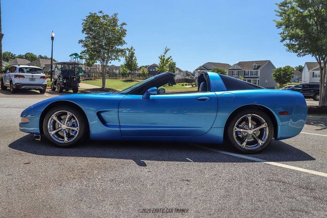 Used 1998 Chevrolet Corvette Coupe w/ Roof Pkg RWD image 3