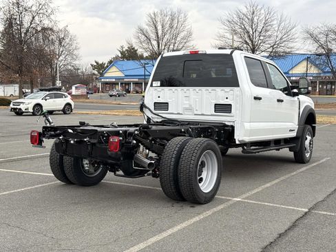New 2026 Ford F550 4x4 Crew Cab image 3