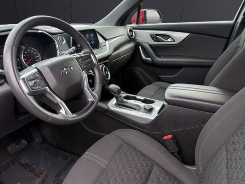 Used 2022 Chevrolet Blazer LT image 12