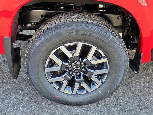 New 2026 Nissan Frontier SV w/ SV Convenience Package image 5