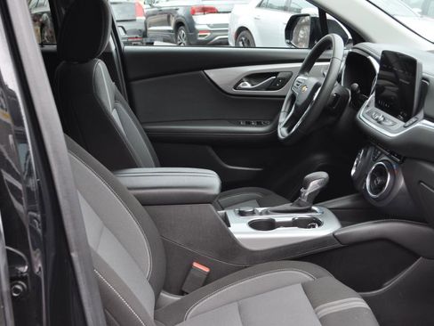 Used 2024 Chevrolet Blazer LT image 21