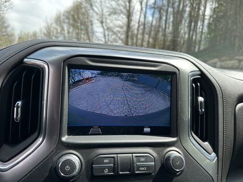 Used 2021 Chevrolet Silverado 1500 LT image 22