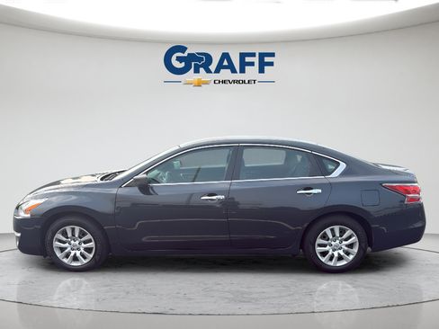 Used 2015 Nissan Altima 2.5 S FWD image 3