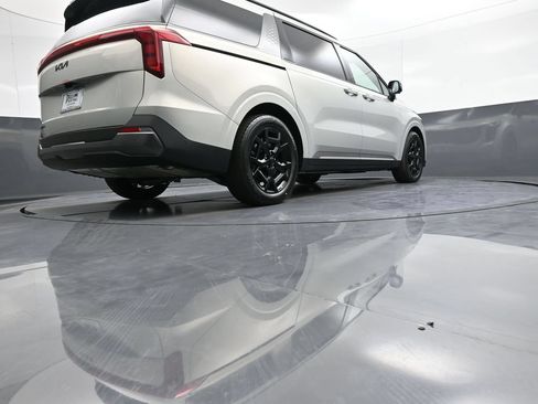 New 2026 Kia Carnival SX w/ SX Dark Edition Package FWD image 34