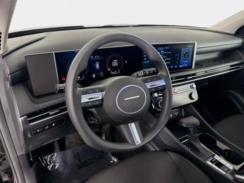 Certified 2026 Hyundai Tucson SEL FWD image 9