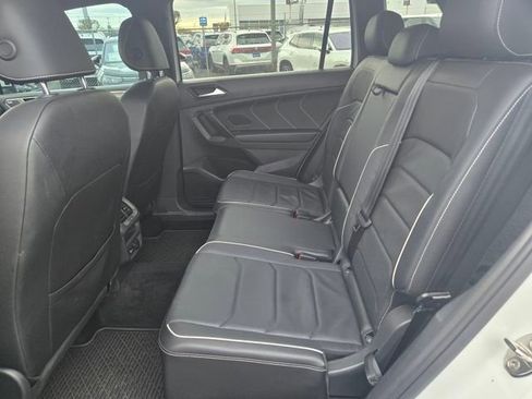 Certified 2023 Volkswagen Tiguan SEL R-Line image 11