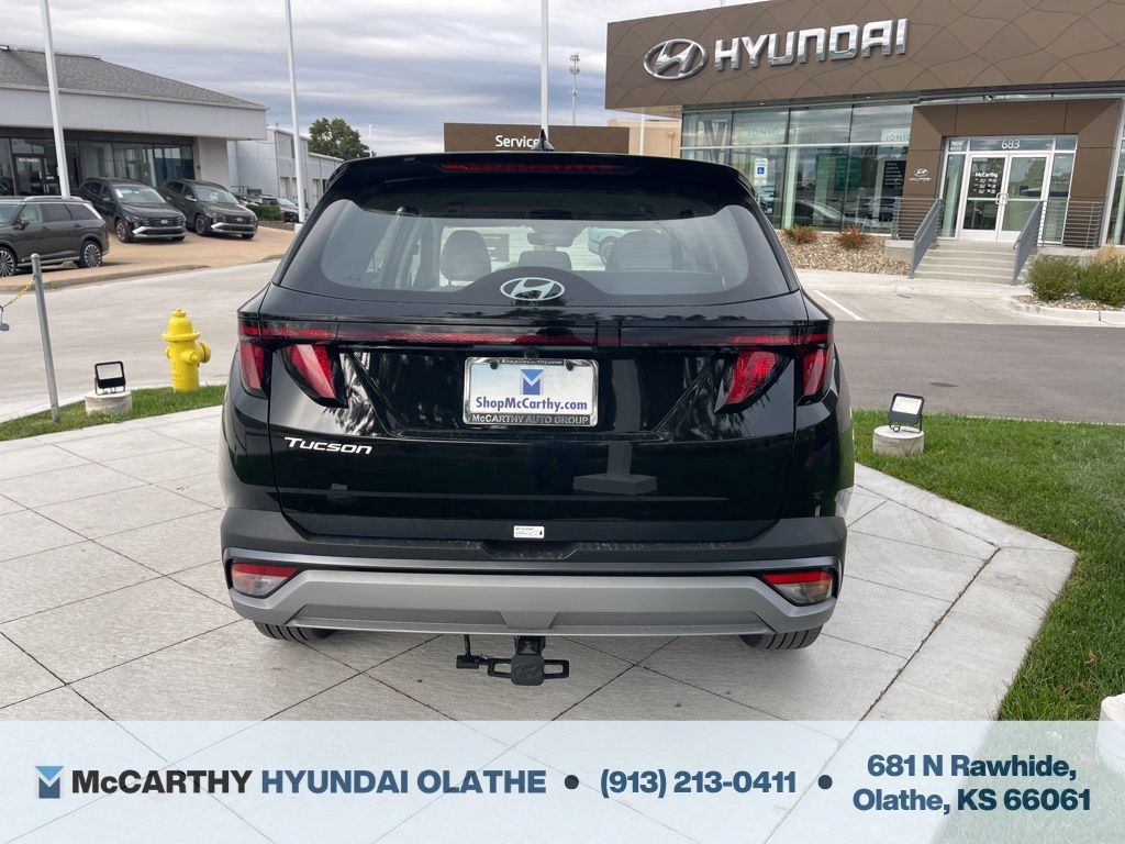 Used 2026 Hyundai Tucson SE FWD image 11