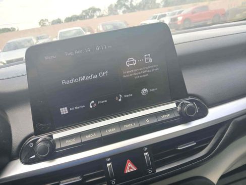 Used 2022 Kia Forte LXS w/ LXS Technology Package image 14