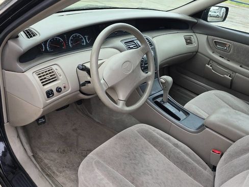 Used 2000 Toyota Avalon XL image 7