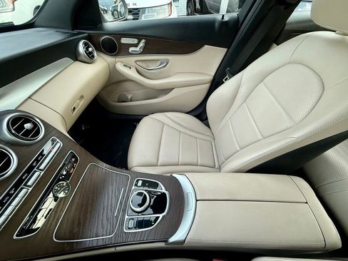 Used 2018 Mercedes-Benz C 300 C 300 image 20