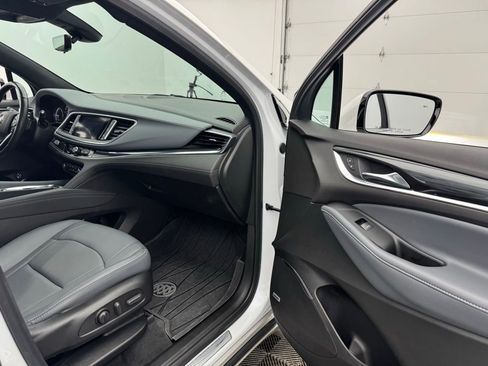 Used 2023 Buick Enclave Essence w/ Experience Buick Package image 37