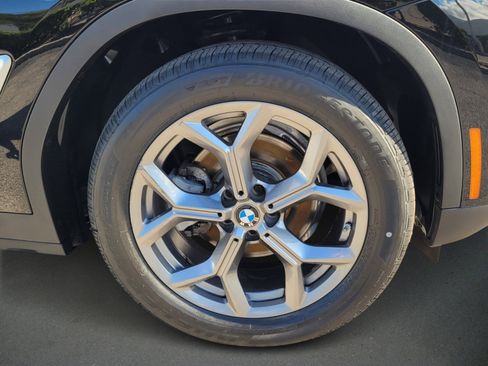 Used 2023 BMW X3 xDrive30i w/ Premium Package image 9