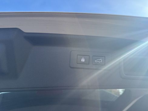 Used 2020 Subaru Forester Touring w/ Popular Package #2 image 17