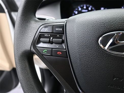 Used 2017 Hyundai Sonata Sport image 6
