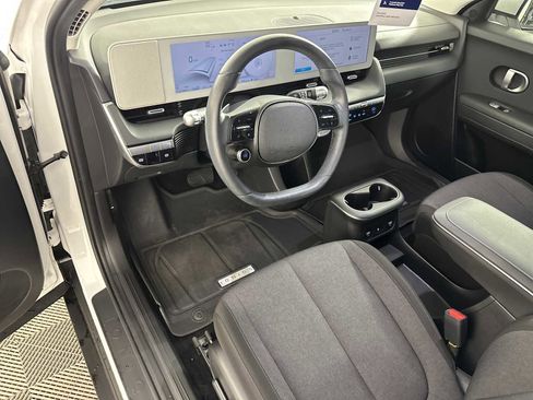 Certified 2024 Hyundai Ioniq 5 SEL RWD image 10