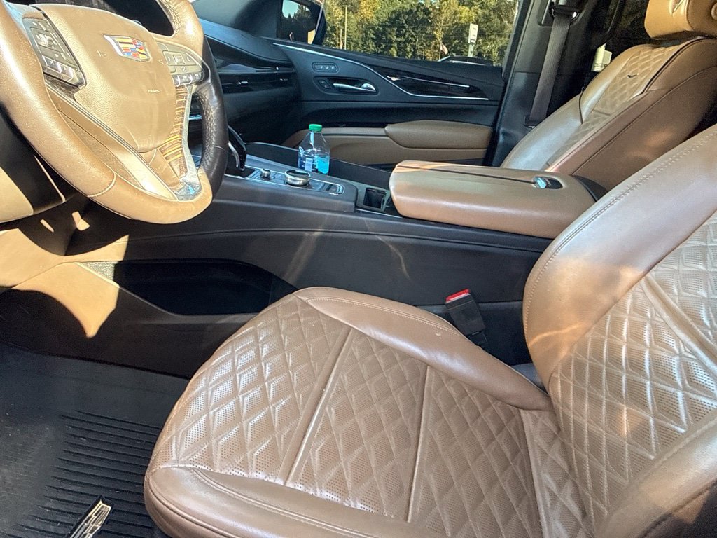 Used 2022 Cadillac Escalade Sport w/ LPO, ONYX Package RWD image 5