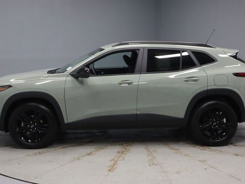Used 2026 Chevrolet Trax ACTIV w/ Driver Confidence Package FWD image 8
