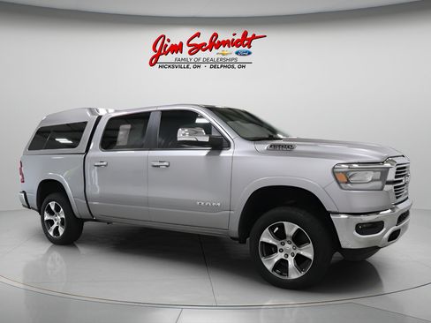 Used 2019 RAM 1500 Laramie AWD/4WD image 2