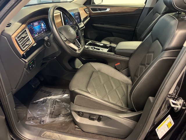 Certified 2024 Volkswagen Atlas SE FWD image 7