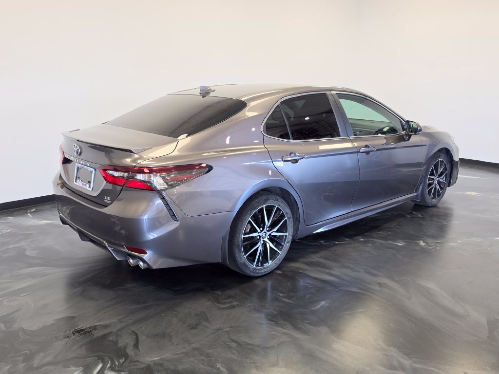 Used 2022 Toyota Camry SE AWD/4WD image 25