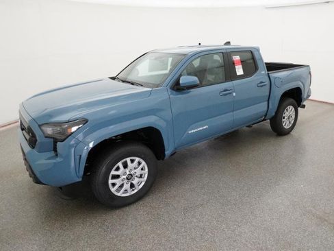 New 2026 Toyota Tacoma SR5 AWD/4WD image 12