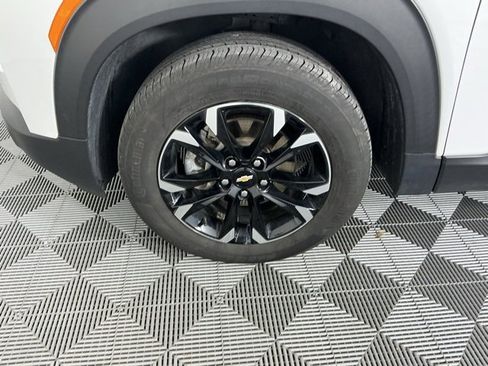 Used 2023 Chevrolet TrailBlazer LT w/ Convenience Package image 18