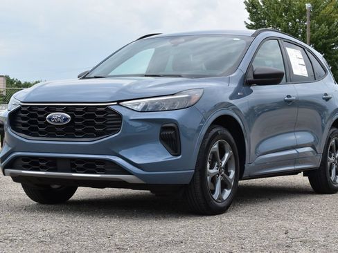Certified 2024 Ford Escape ST-Line w/ Tech Pack #1 AWD/4WD image 1