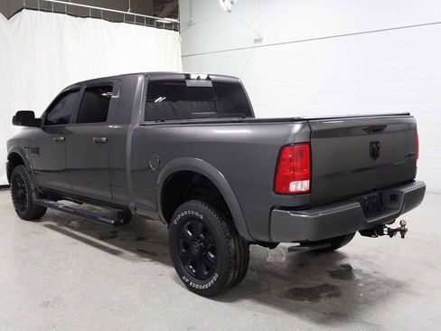 Used 2018 RAM 2500 Big Horn w/ Sport Appearance Group image 3