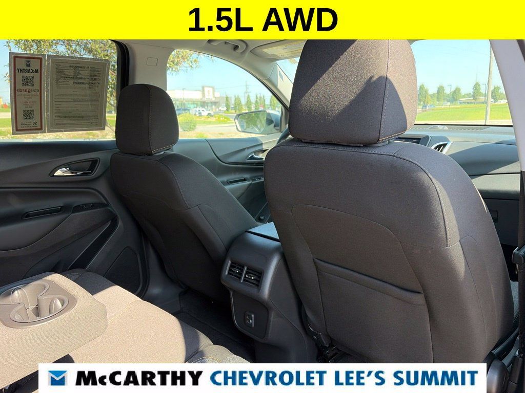Used 2024 Chevrolet Equinox LT AWD/4WD image 24