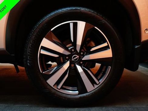 Certified 2023 Nissan Rogue Platinum w/ Platinum Premium Package AWD/4WD image 82
