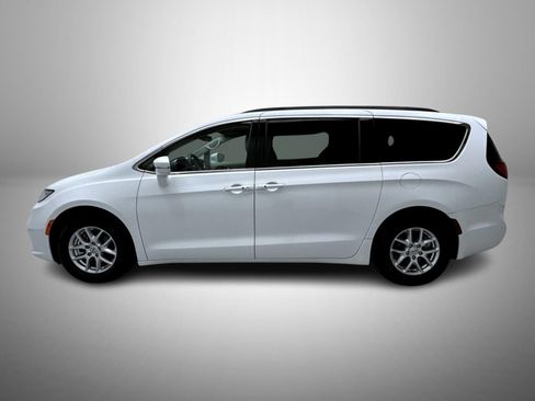 Used 2022 Chrysler Pacifica Touring-L FWD image 8