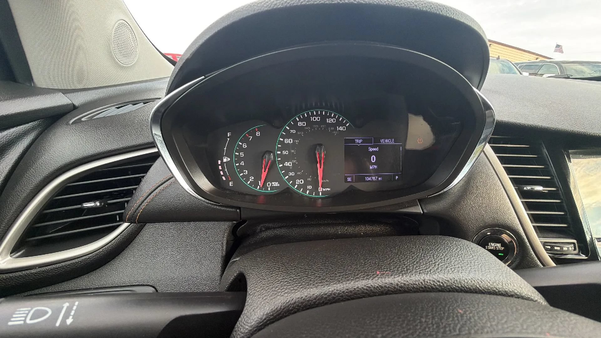 Used 2019 Chevrolet Trax LT w/ LT Convenience Package FWD image 16