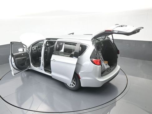 New 2026 Chrysler Voyager LX image 63