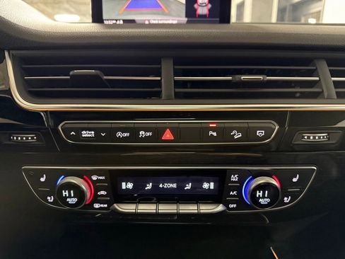 Used 2018 Audi Q7 3.0T Prestige AWD/4WD image 14