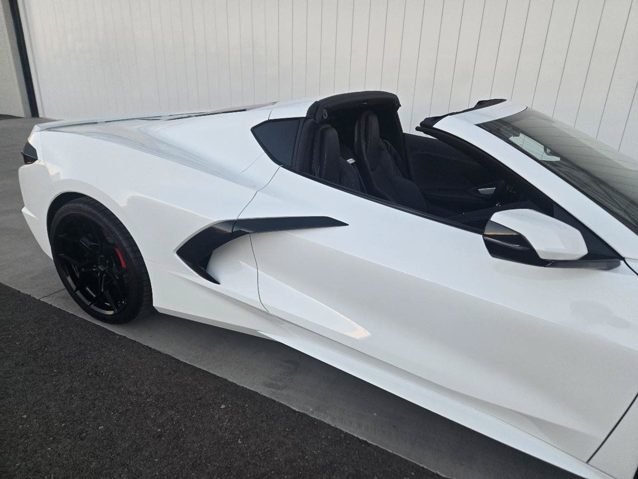 Used 2023 Chevrolet Corvette Stingray Coupe w/ 1LT RWD image 34