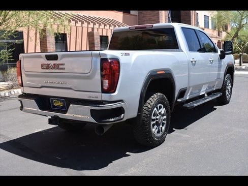 Used 2021 GMC Sierra 2500 SLE w/ SLE Convenience Package AWD/4WD image 7