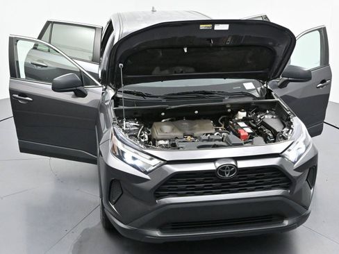 Used 2024 Toyota RAV4 LE FWD image 40