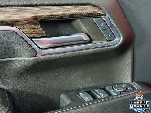 Used 2024 Chevrolet Silverado 1500 LT AWD/4WD image 18