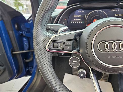 Used 2020 Audi R8 V10 performance image 11