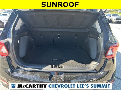 Used 2024 Hyundai Venue SEL image 46