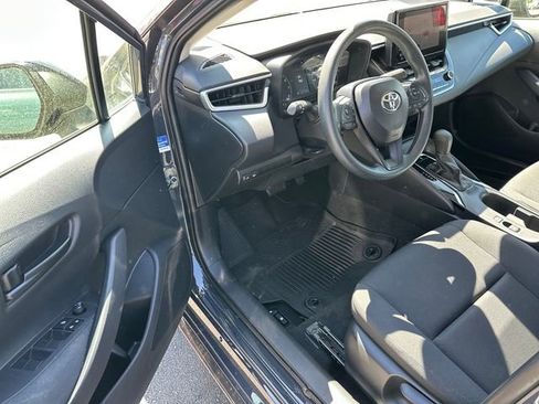 Used 2024 Toyota Corolla LE image 9