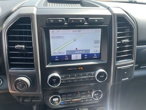 Used 2020 Ford Expedition XLT w/ Equipment Group 202A AWD/4WD image 20