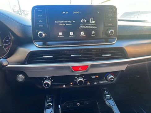 Used 2020 Kia Telluride S image 18