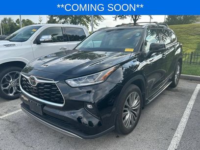 Used 2022 Toyota Highlander Platinum