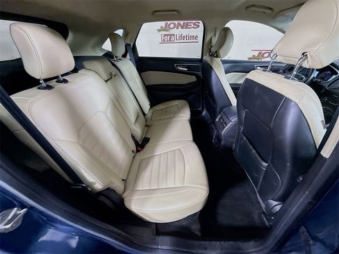 Used 2018 Ford Edge SEL w/ Equipment Group 201A image 28