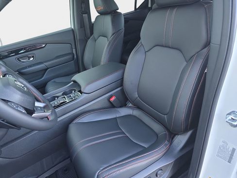 New 2025 Honda Pilot TrailSport image 16