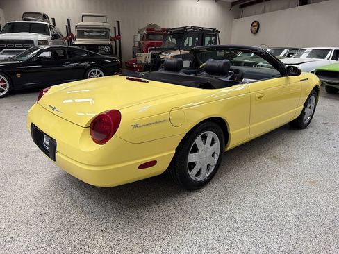 Used 2002 Ford Thunderbird RWD image 19